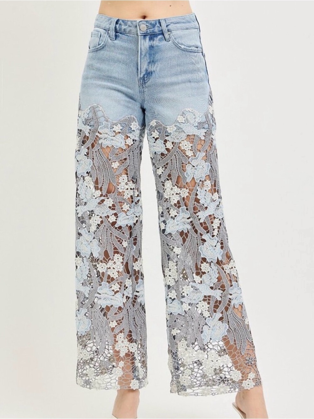 Risen High Rise Lace Wide Leg Jeans NWT Light Wash Floral Crochet Mesh Size 30 - Picture 1 of 5